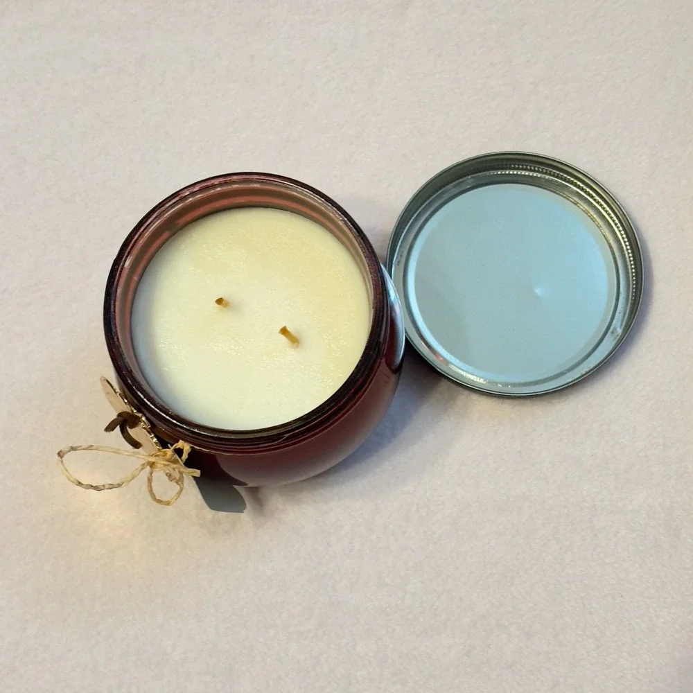 HAVEN STREET CANDLE Co. Pumpkin Cake 13.6 oz Warmly Scented Wooden Wick Candle
